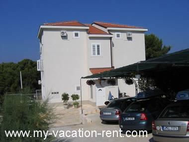 Appartamento Necujam Isola di Solta Dalmazia Croazia #2980