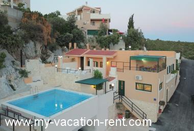 Appartamento Cove Ljubljeva (Vinisce) Split Dalmazia Croazia #4949