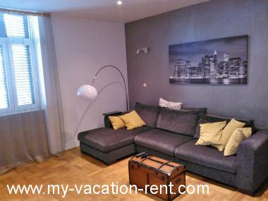 Appartamento Split Split Dalmazia Croazia #5573