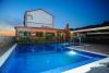 Appartamenti NATALI - with swimming pool Croazia - Quarnaro - Isola di Pag - Novalja - appartamento #6570 Immagine 12